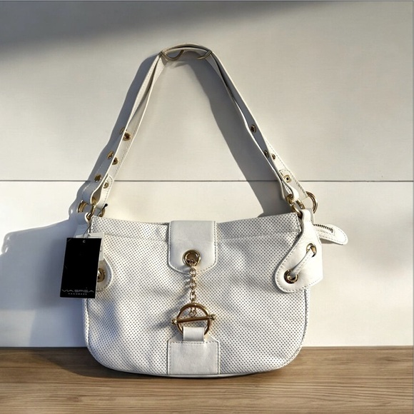 Via Spiga Handbags - NWT Via Spiga leather purse